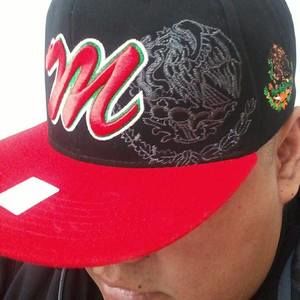 Meet your Posher, Sandro